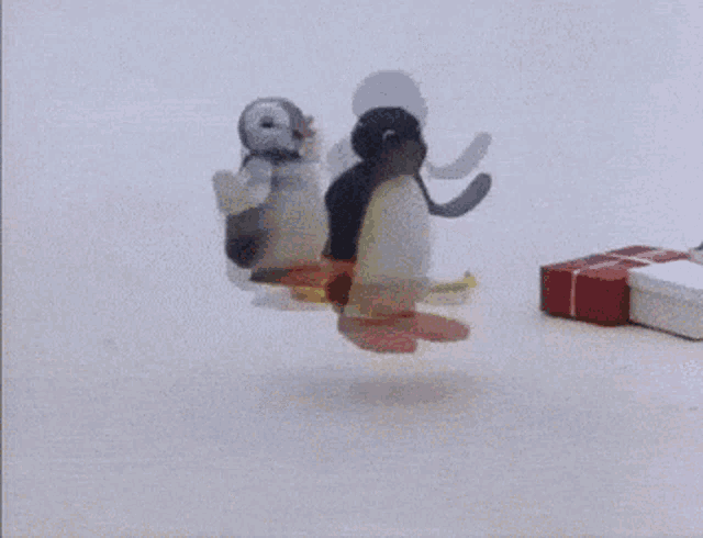 Penguvee Gif GIF