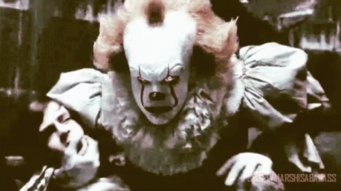 Pennywise Dancing Scary Fierce Eyes GIF