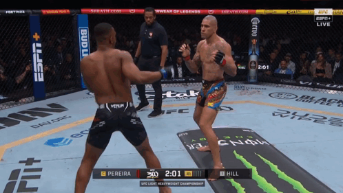 Pereira Fighting Hill in Boxing Ring