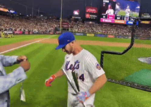 Pete Alonso Receiving Award GIF