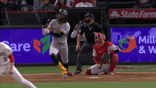 Pittsburgh Baseball Player Swinging Bat