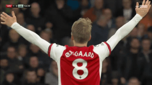 Player With Number 8 Jersey GIF