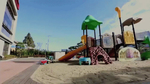 Playground Korean Kindergarten School GIF