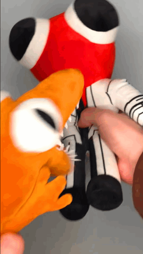 Plush Universe Fight Rainbow Friends GIF