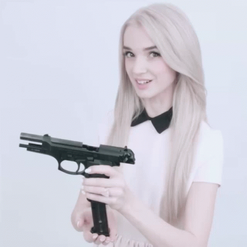 Poppy Loading Gun GIF