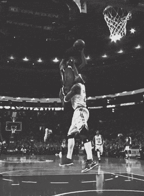 Poster Dunk Hurt Player GIF