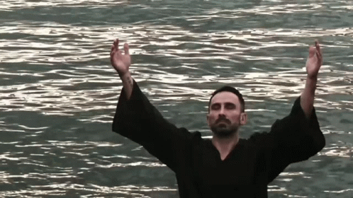 Des Rocs Praise God In The Sea GIF