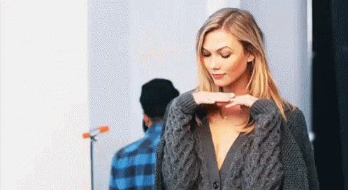 Pretty Model Karlie Kloss GIF