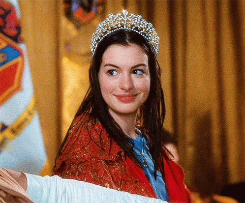 Princess Diaries Mia Thermopolis Smiling Brightly GIF