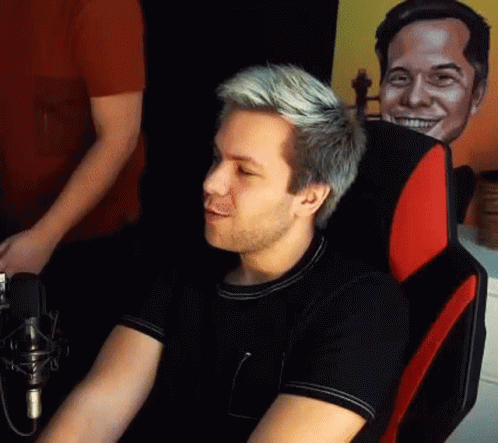 Zanb Gamer Pulling Hair Out GIF