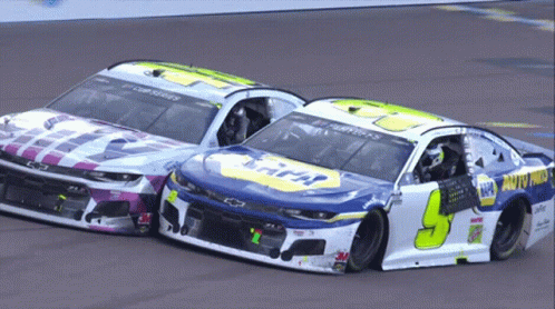 Race Chase Elliott GIF