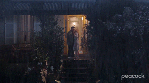 Rain Kiss Isla Fisher Outside House GIF