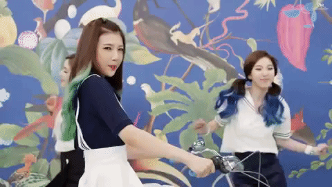 Red Velvet Colorful Mural GIF