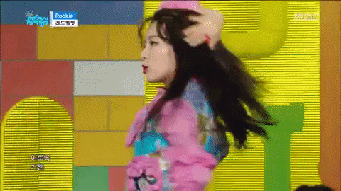 Red Velvet Seulgi Pink Sleeve GIF