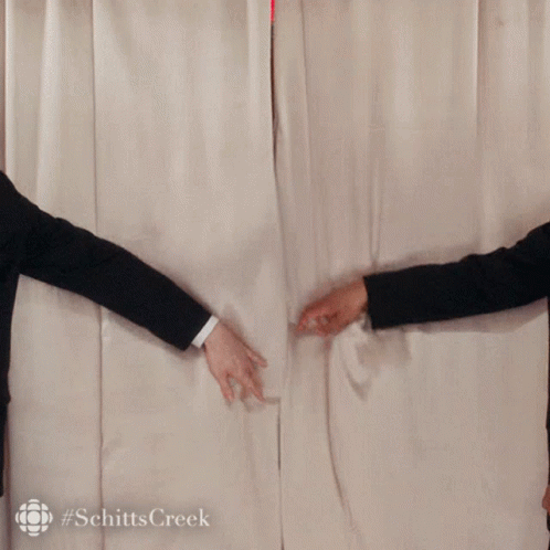 Reveal Catherine Ohara GIF