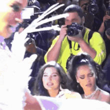 Rihanna Funny Judgemental Look GIF