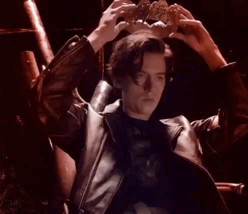 Riverdale Jughead Wearing Crown GIF