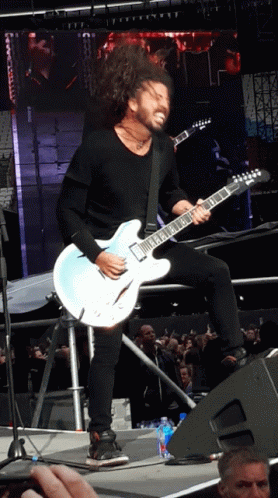 Rock Sound Foo Fighters GIF