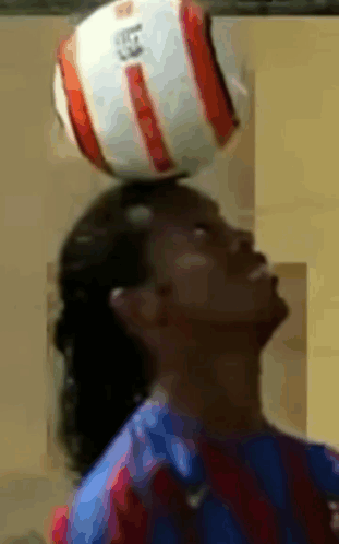 Ronaldinho Enjoy Juggling The Ball GIF