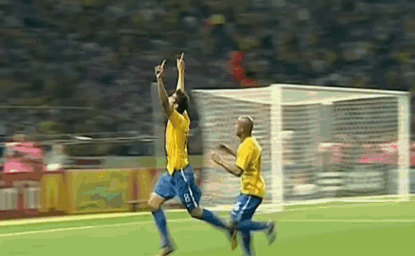 Ronaldinho GIF