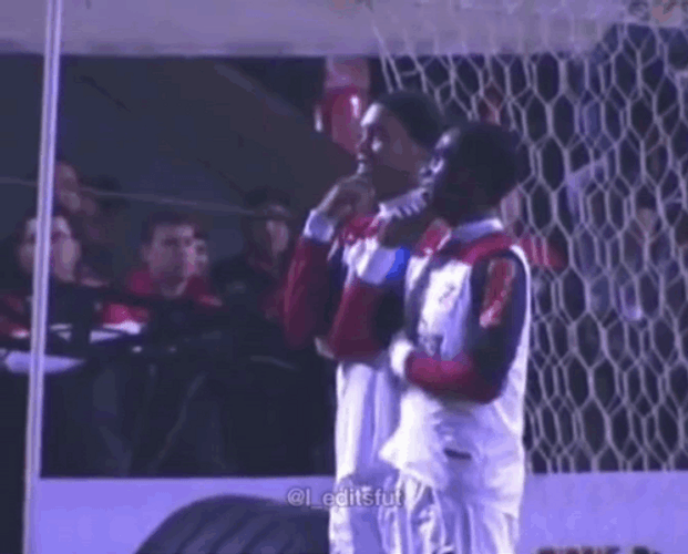 Ronaldinho GIF