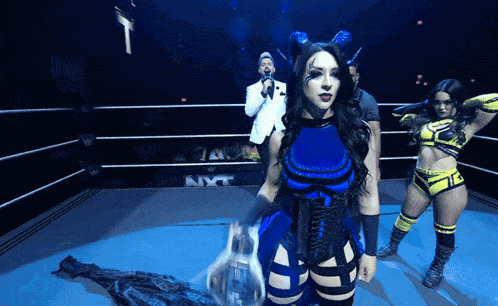 Roxanne Perez Stephanie Vaquer Gif GIF