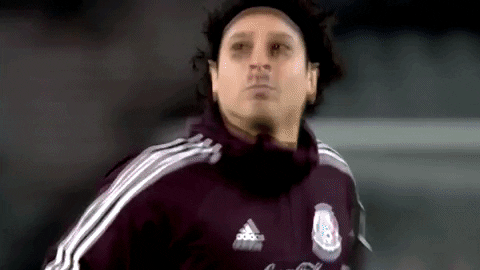 Run Clapping Memo Ochoa GIF
