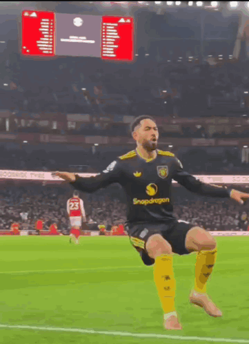 Saeyoung De Isa Man With Glasses GIF