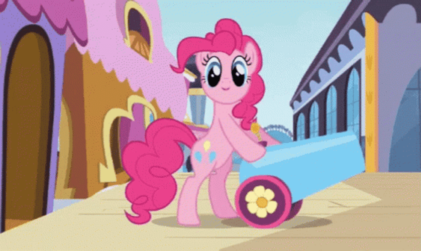 Scared Pinkie Pie GIF