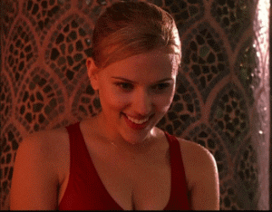 Scarlett Johansson Cute Talk Scoop GIF