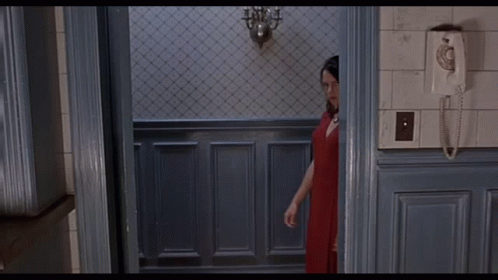 Scary Movie 2 Anna Faris In Red Dress GIF