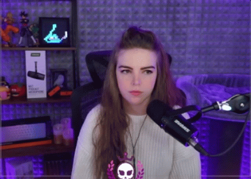 Scary Plotting By Loeya GIF