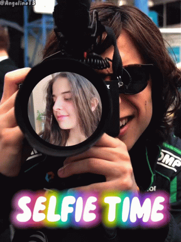 Camera Selfie Time Blinking Women Pics GIF
