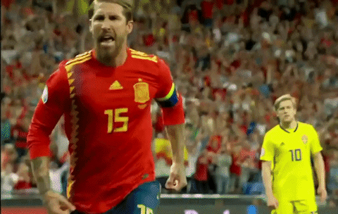 sergio-ramos-doing-chefs-kiss-5gnkq3jznyxhcyod.gif