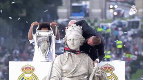 Sergio Ramos Kiss The Statue GIF