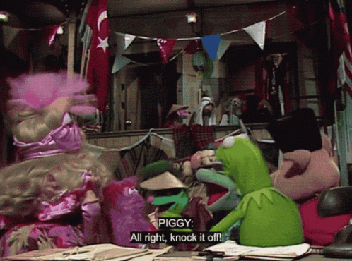 Sesame Street Characters Mrs. Piggy And Kermit GIF