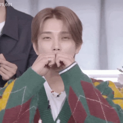 Seventeen Joshua Hong Heart GIF