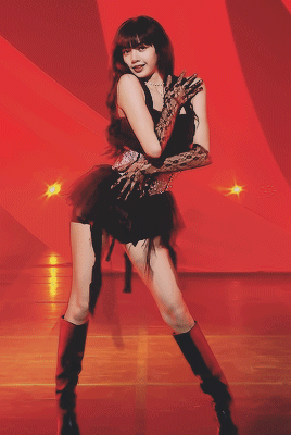 Sexy Blackpink Lisa Dancing GIF