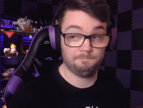 Shaggy It Wasnt Me Jawoodle Nope Staring GIF