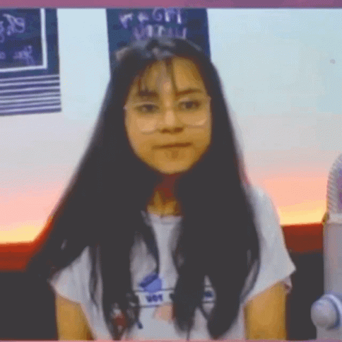 Shake Head Shreya Khirwal GIF