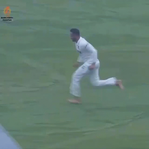 Shakib Al Hasan Rain Cover Slide GIF