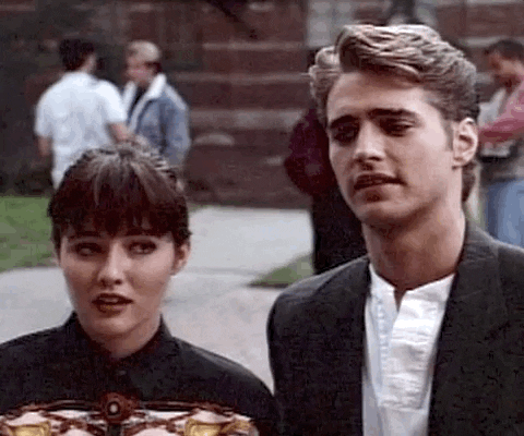 Shannen Doherty Jason Priestly Awkward Hi GIF