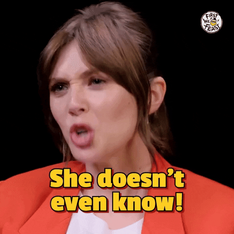 She Doesn't Even Go Here Elizabeth Olsen GIF