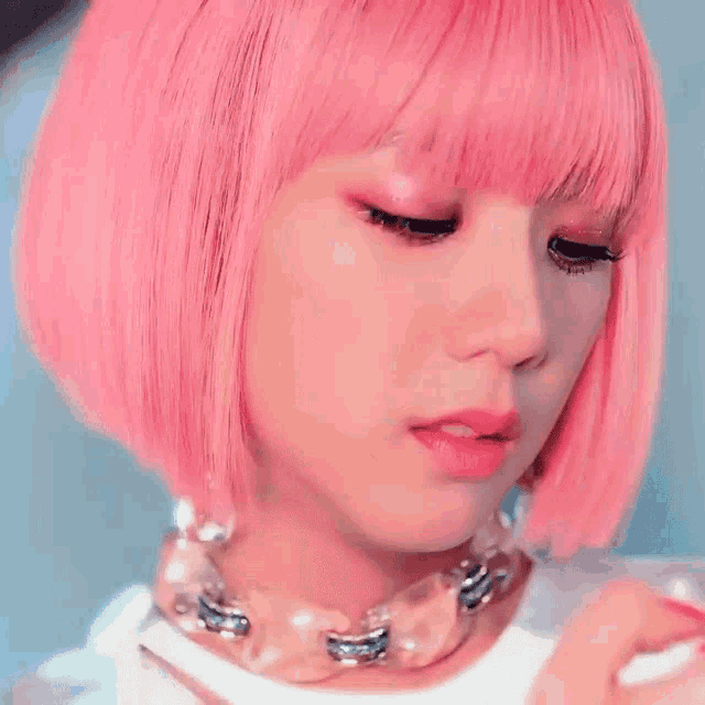 Side Eyes Jisoo Gif GIF