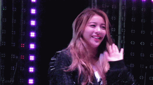 Simmer Down Now Ailee Flying Kiss GIF