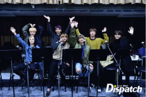Smile And Wave Boys Dispatch Kpop GIF