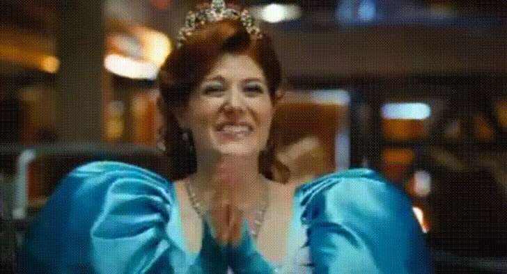 Smiling Jumping Cinderella Aplausos GIF