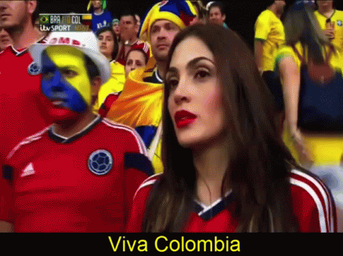 Smiling Woman Viva Colombia GIF
