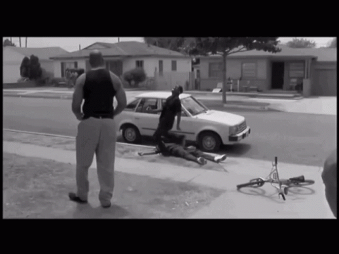Smokey Friday Getting Out Of The Car GIF