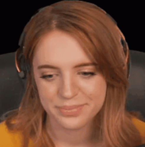 smug-491-x-498-gif-kbcffr04mm7ny4m3.gif